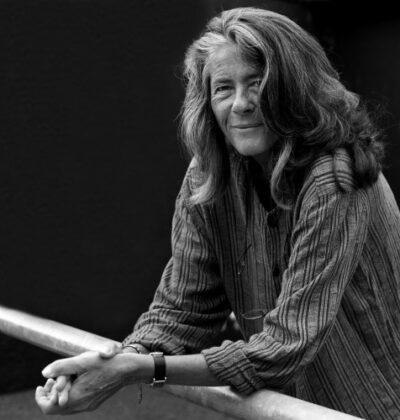 Die Kuenstlerin Cristina Castrillo posiert am Donnerstag, 24. Juni 2011 in Lugano. (KEYSTONE/Alessandro Della Bella)